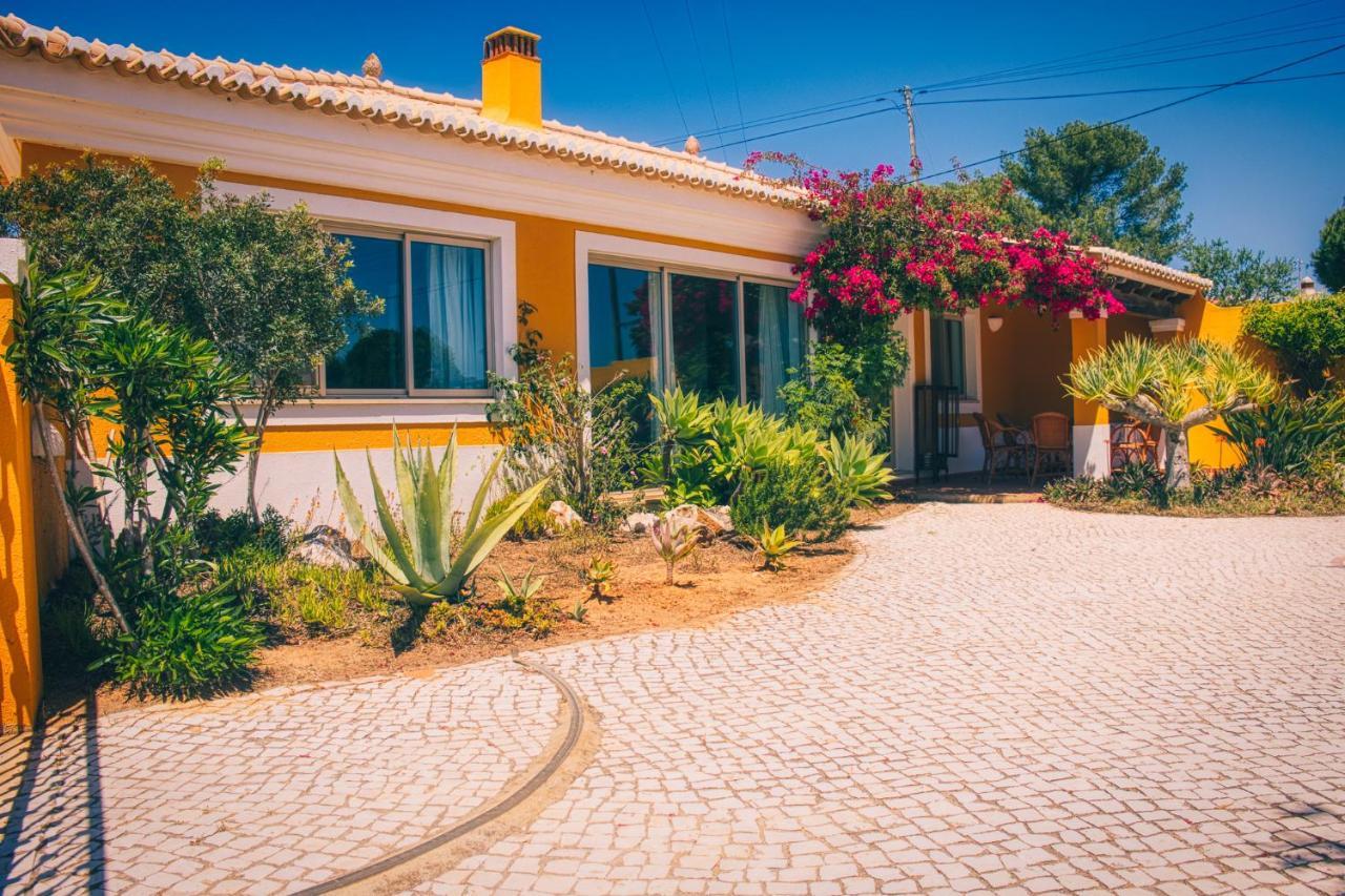 Moonshine Guest House With Private Studios And Private Cottage Lagos Exterior photo